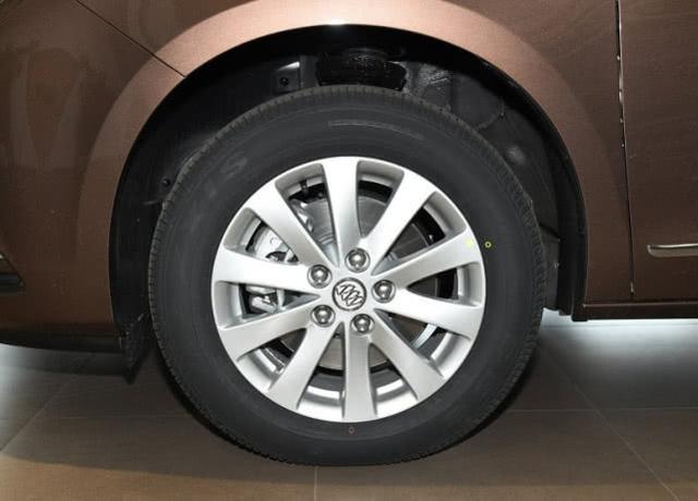 别克Gl8商务车推荐排行榜前十名,公路之王别克gl8商务车