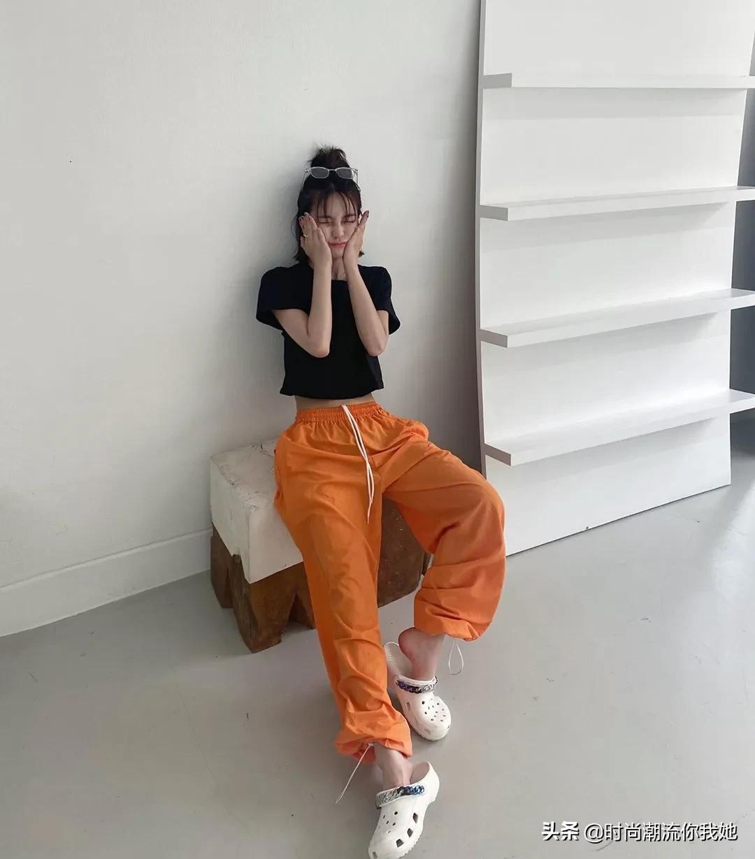 夏天穿马卡龙色系的长裤,马卡龙紫色裤子搭配