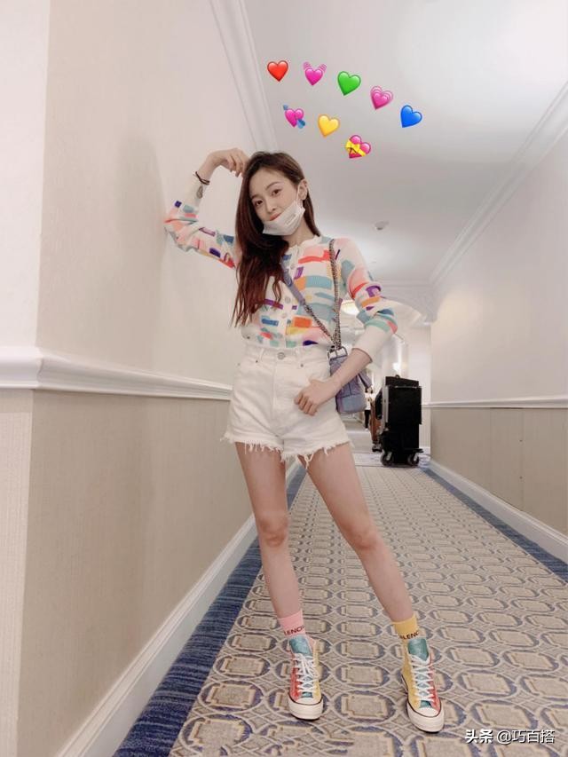 吴宣仪皮衣机场,吴宣仪皮衣穿搭