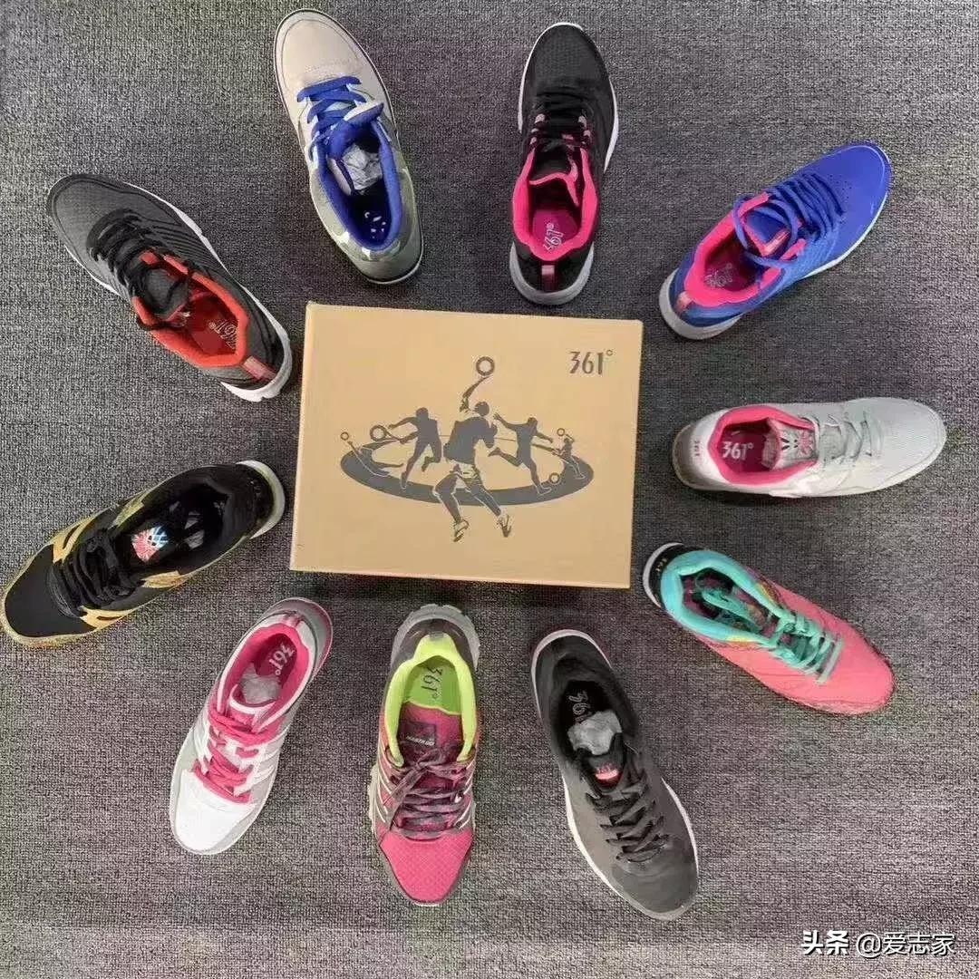 阿迪达斯三叶草情侣衣,阿迪达斯三叶草运动情侣套装