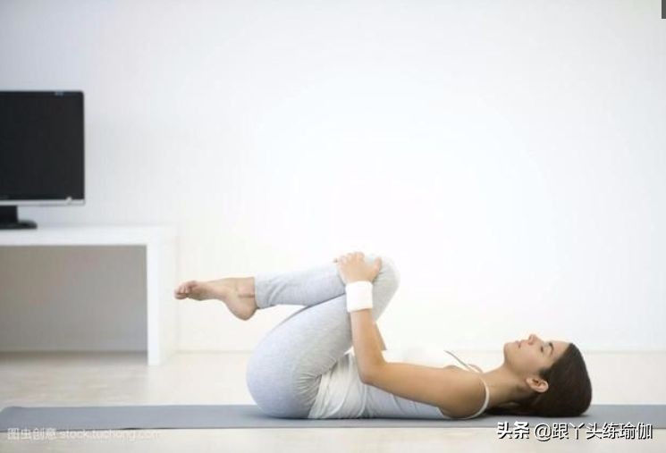 躺下腰痛时骶髂关节痛怎么处理,腰痛屁股痛脚痛是不是肾虚引起的