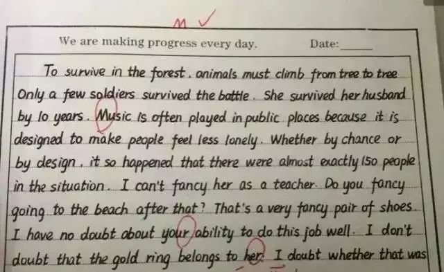 衡水中学学生夸衡中,衡水中学老师批改试卷