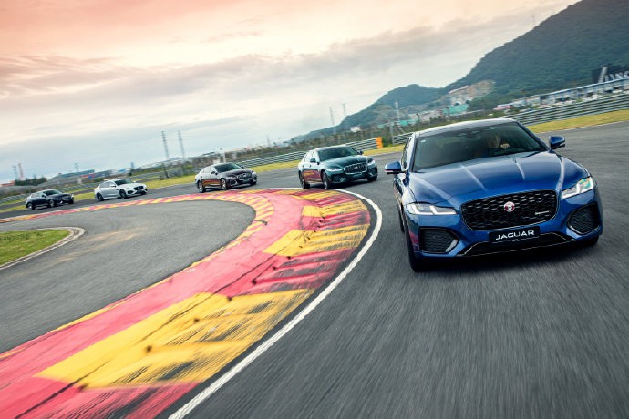 捷豹2018xflprestigeluxplus,向极致豪华进军试驾全新捷豹xfl