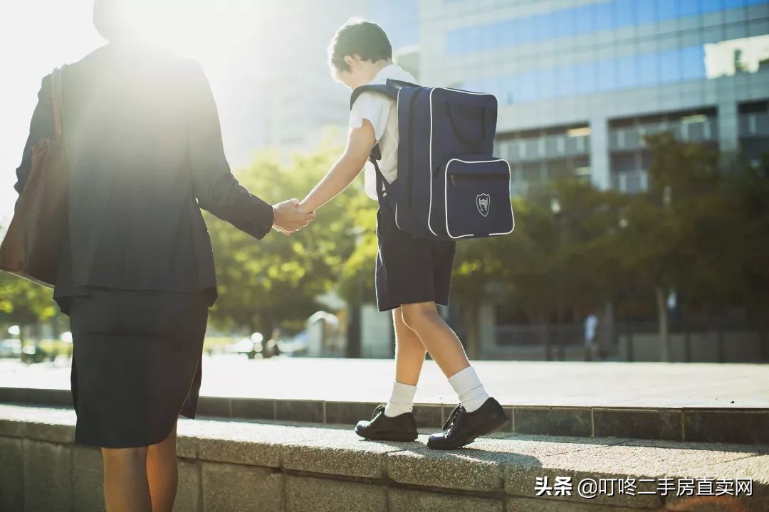 大连湾周水子小学元旦,周水子小学大连湾校区