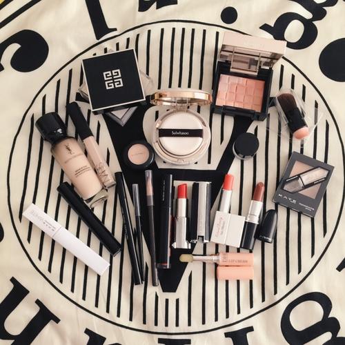 美妆护肤雅诗兰黛小棕瓶,雅诗兰黛dw粉底试色