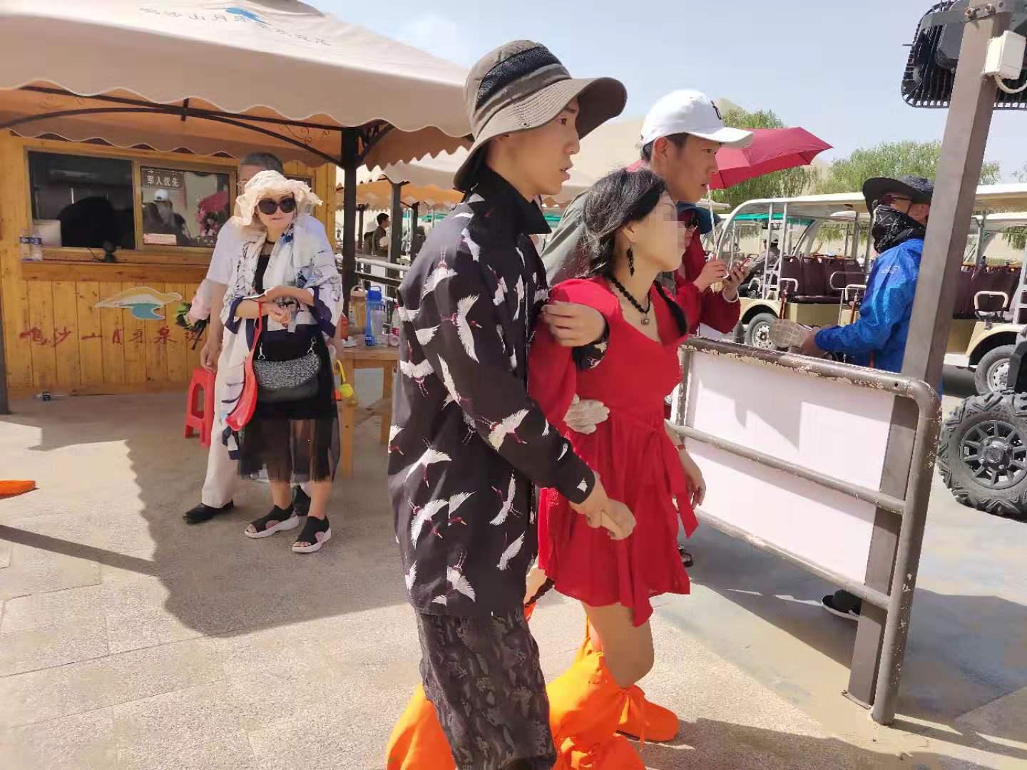 鸣沙山月牙泉景区工作人员,鸣沙山救援