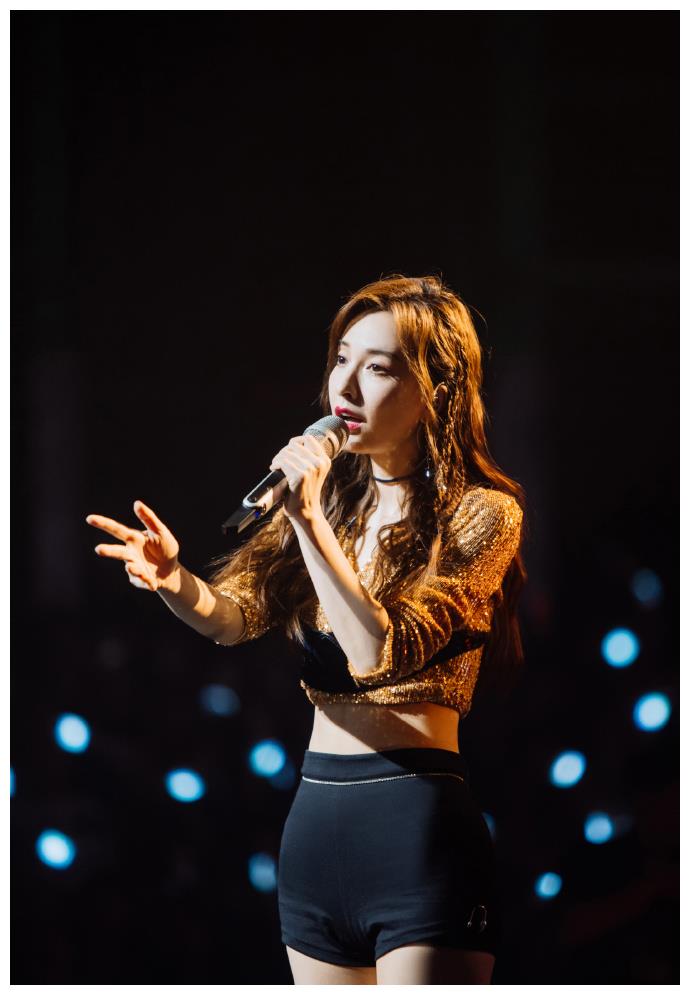 吴昕蓝盈莹隐藏潜能,吴昕蓝盈莹跳舞视频