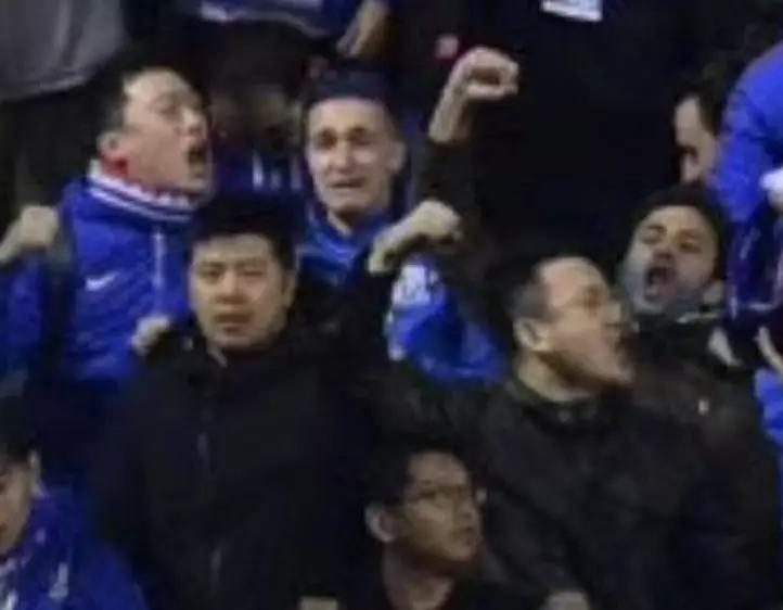 上海申花球迷哭了视频回放,申花1比9赛后虹口体育场采访