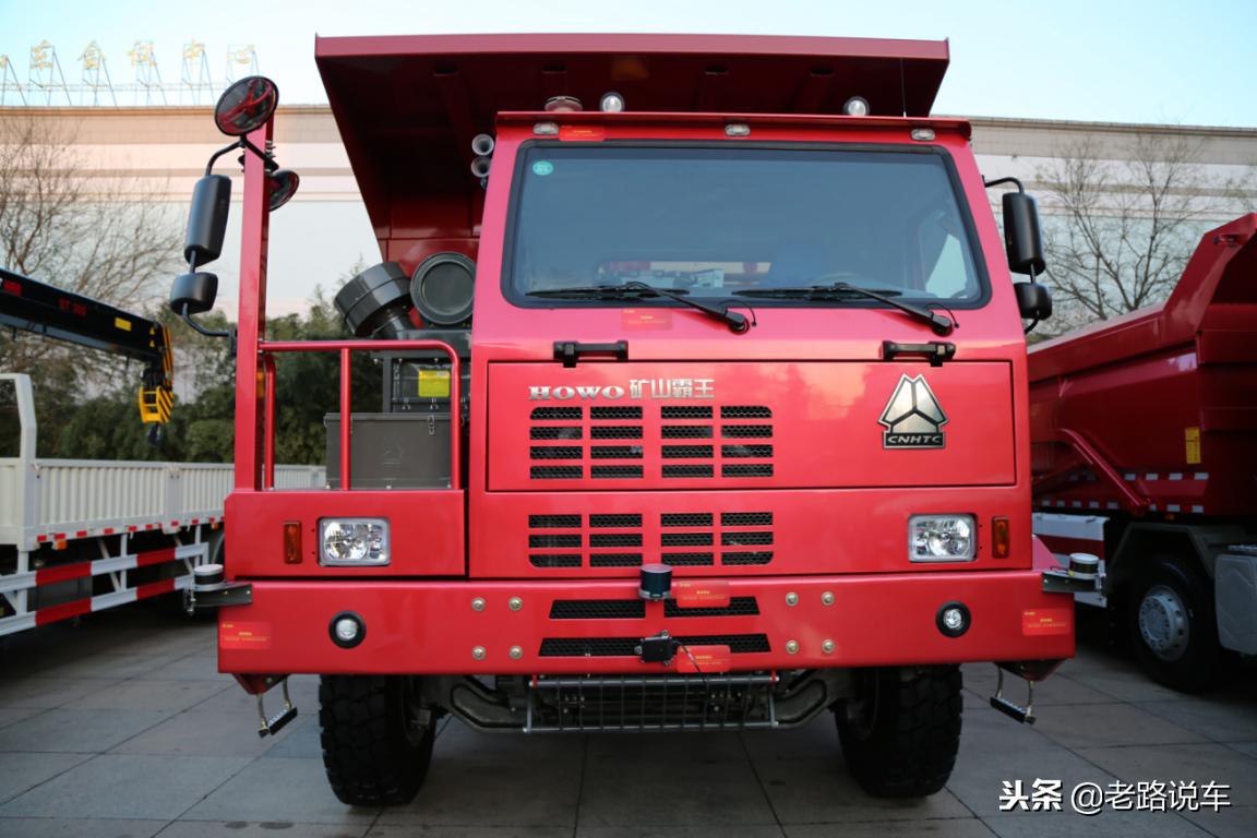 中国重汽自动挡最新款牵引车,l4重汽自动驾驶