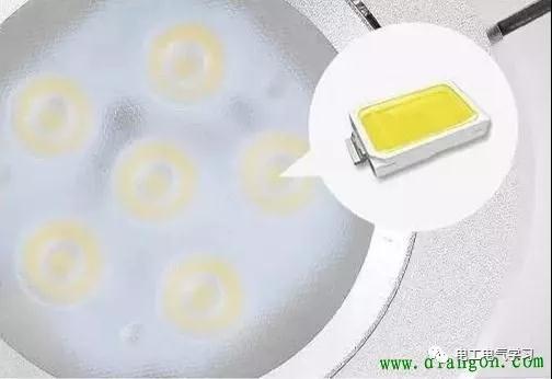 为什么led灯会越用越暗,为什么led灯开了会有弱光