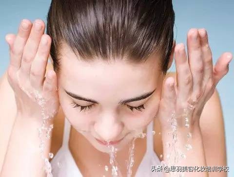 护肤妙招大全如何有效护肤,教你一招最省钱的美白护肤方法