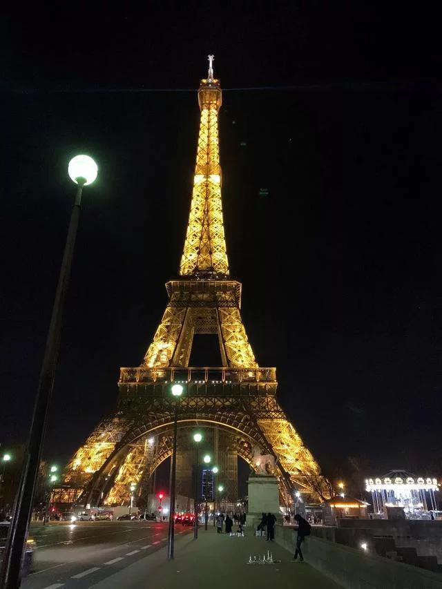 龙虾没人吃、奢侈品没人买、蒙娜丽莎没人看,全世界等中国人出门消费!