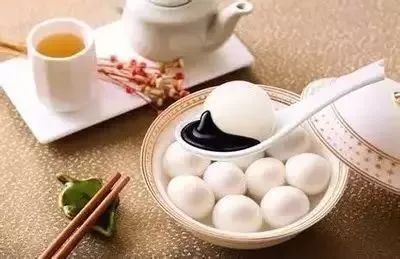包汤圆滚元宵的介绍,元宵节滚元宵包汤圆区别