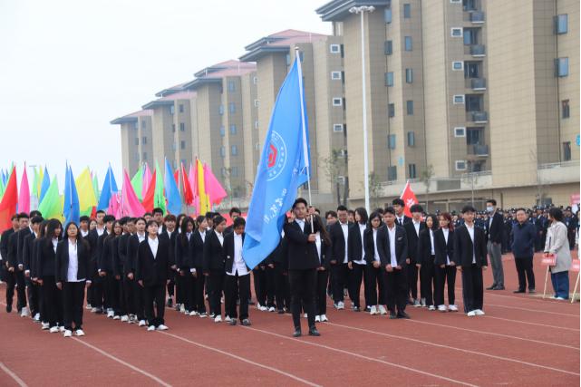 江西应用技术职业学院13届运动会,江西工商技工学校第11届运动会
