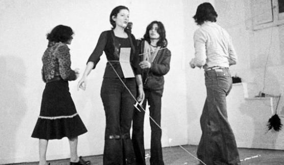 对别人的苦难无动于衷,对别人的痛苦保持尊重