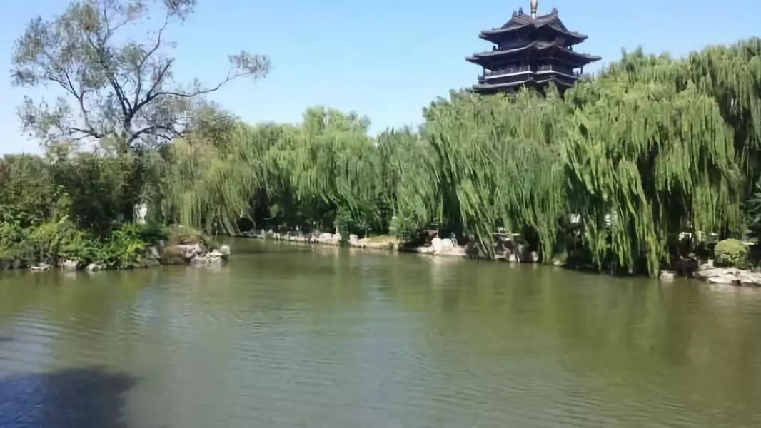 济南泉城旅游攻略必去景点,济南泉城特色景点