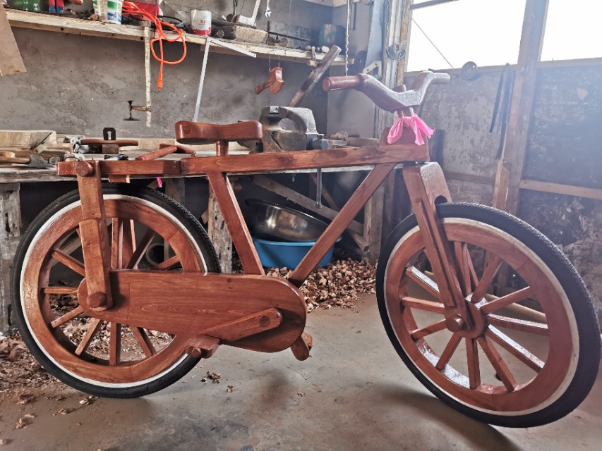 40天鼓捣出木自行车还能骑万元都不卖