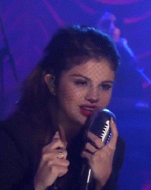 赛琳娜戈麦斯洗脑歌曲,赛琳娜戈麦斯最有气场的歌