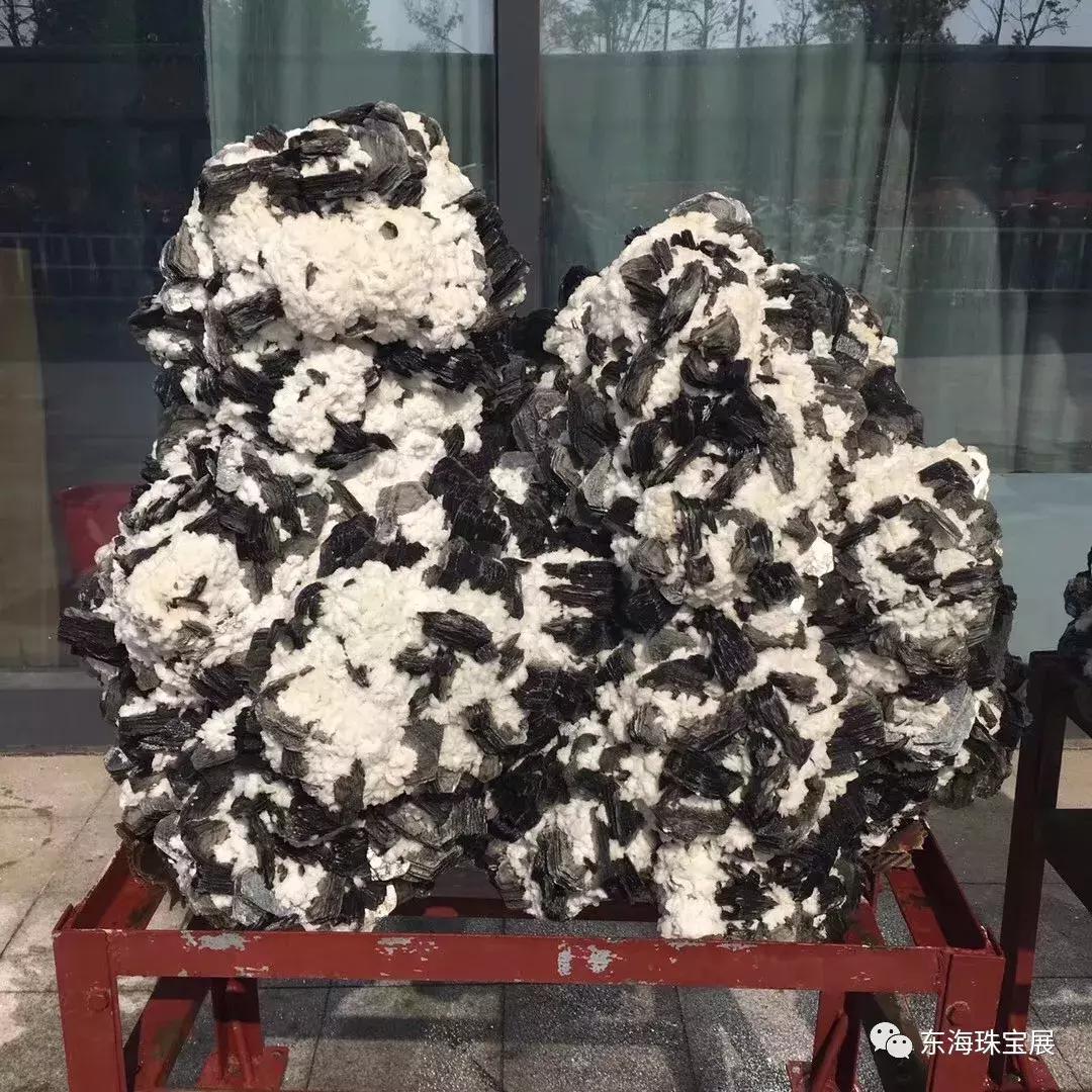 最好看的天然矿物,世界上最珍贵的矿物