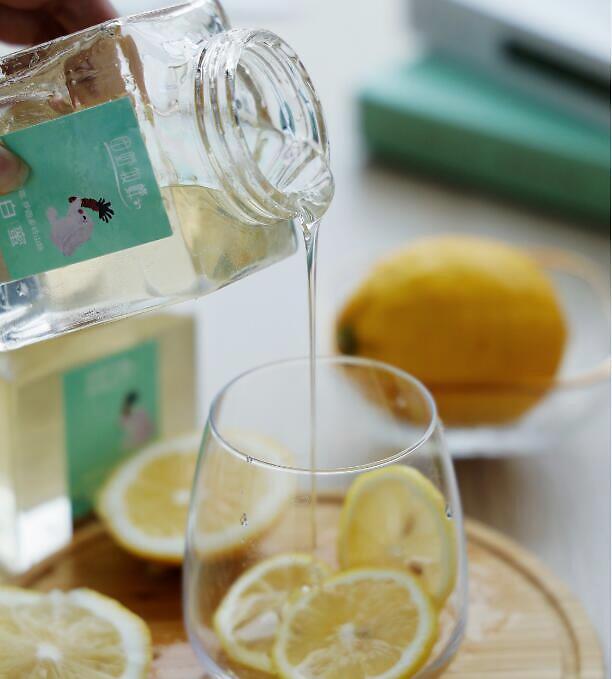 柠檬干可以泡蜂蜜吗,泡柠檬蜂蜜水用干柠檬可以吗