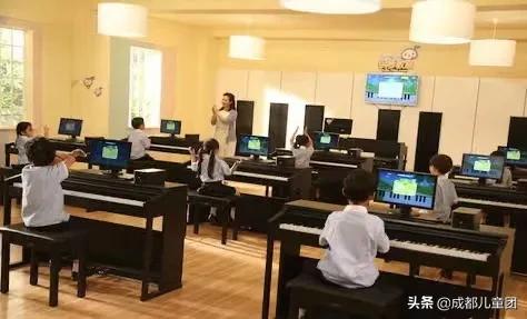 郎朗自用电钢琴,郎朗代言的练琴软件