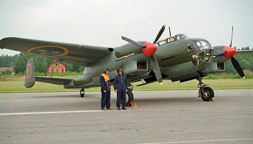 空中“多面手”，承前启后的瑞典“铁翼”——Saab-32战斗/攻击机