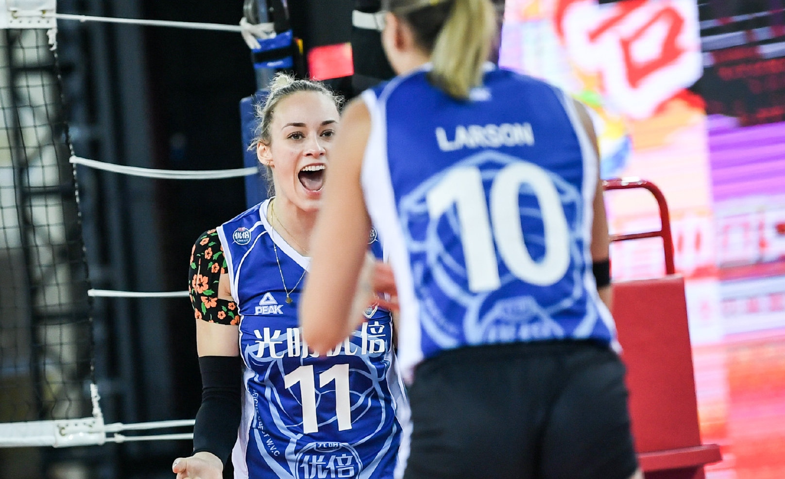 恒大疑似打假球！球迷：上海送恒大进4强，恒大还对手一个季军