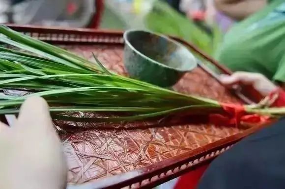 五月五端午节吃粽子祝福语,五月五端午节的4句诗