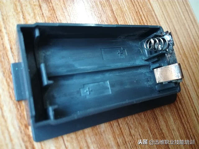 fluke万用表15b+和18b+的区别,fluke万用表15b功能