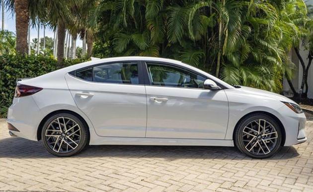 全球卖出1400万辆，现代新门面来了，配2.0L＋CVT＋三联屏，真香