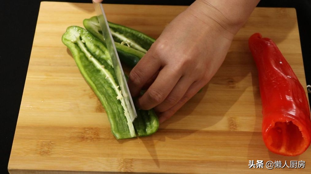 鸡胸肉怎么打汁吃最减肥,手撕鸡胸肉不柴的方法