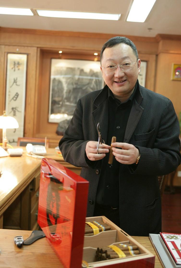 江苏首富靠卖电脑起家,江苏巨富豪宅走红