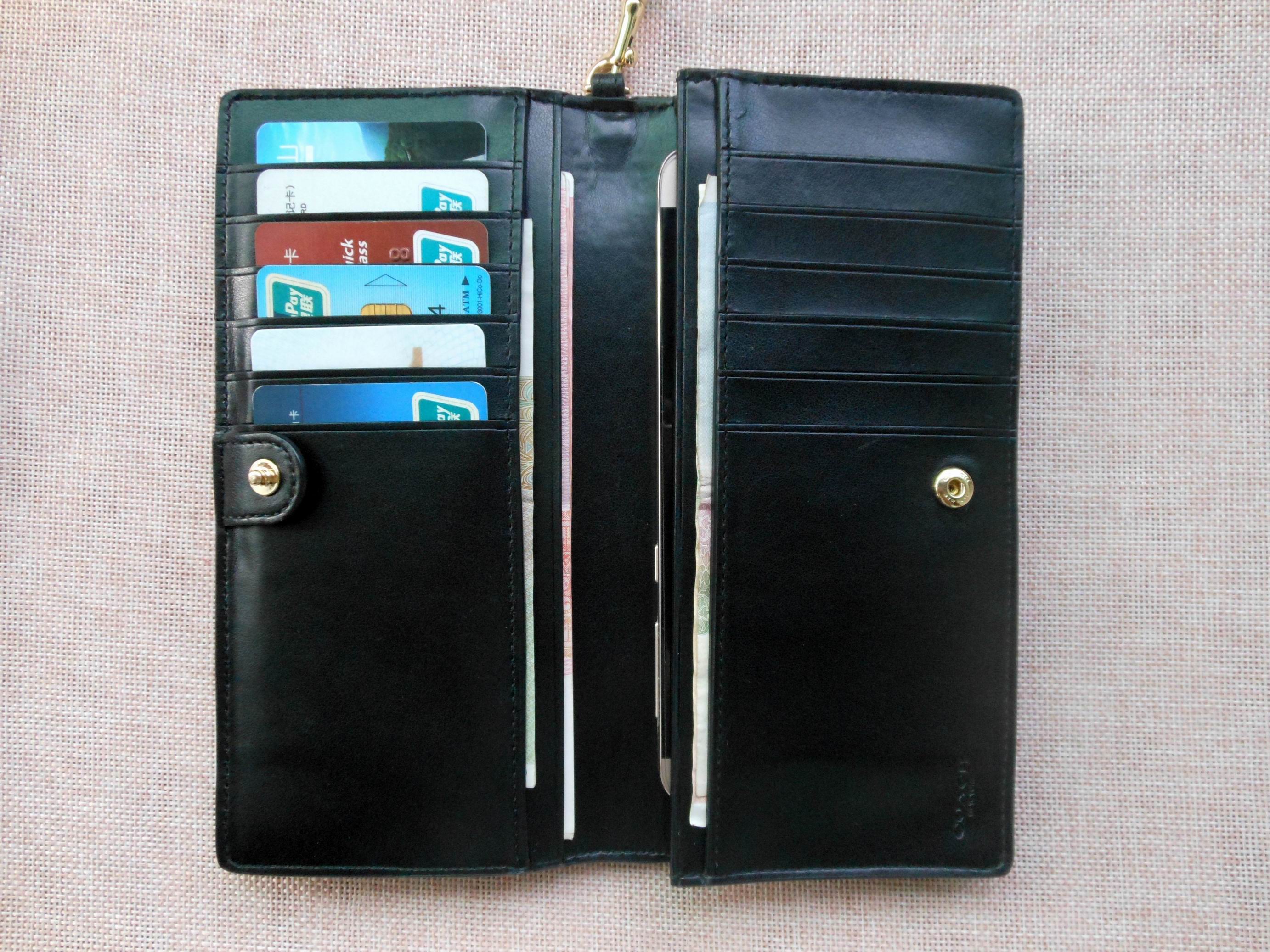 coach女士钱包哪个好看,coach必买的经典款钱包