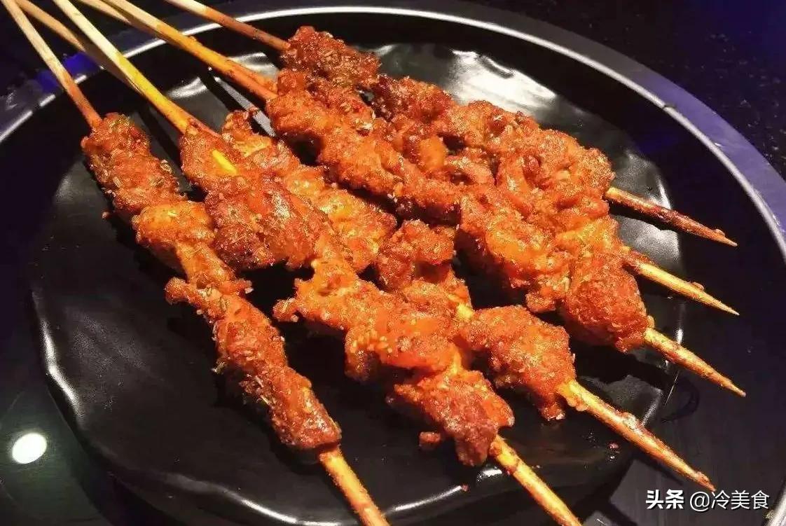 在家用啥可以烤羊肉串,没有烤炉如何自烤羊肉串