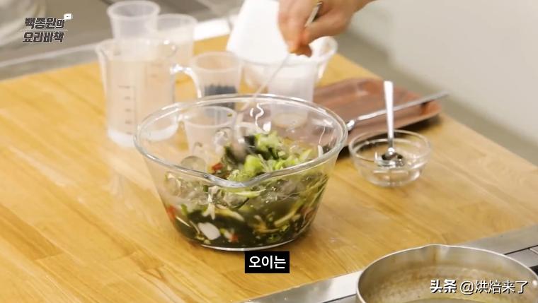 夏天总想喝点爽的？清凉海带汤，一口找回失去的胃口，简单零失败