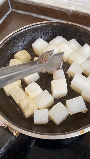 整个朋友圈都在刷《动森》，而我却爱上了在厨房刷锅