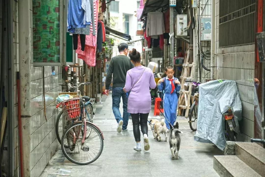 黄贝岭小巷子,黄贝岭山顶