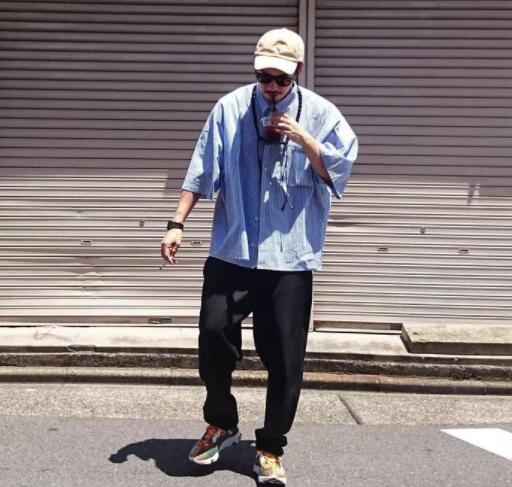 脖子粗脸大怎么穿衣服,大圆脸脖子短穿衣搭配