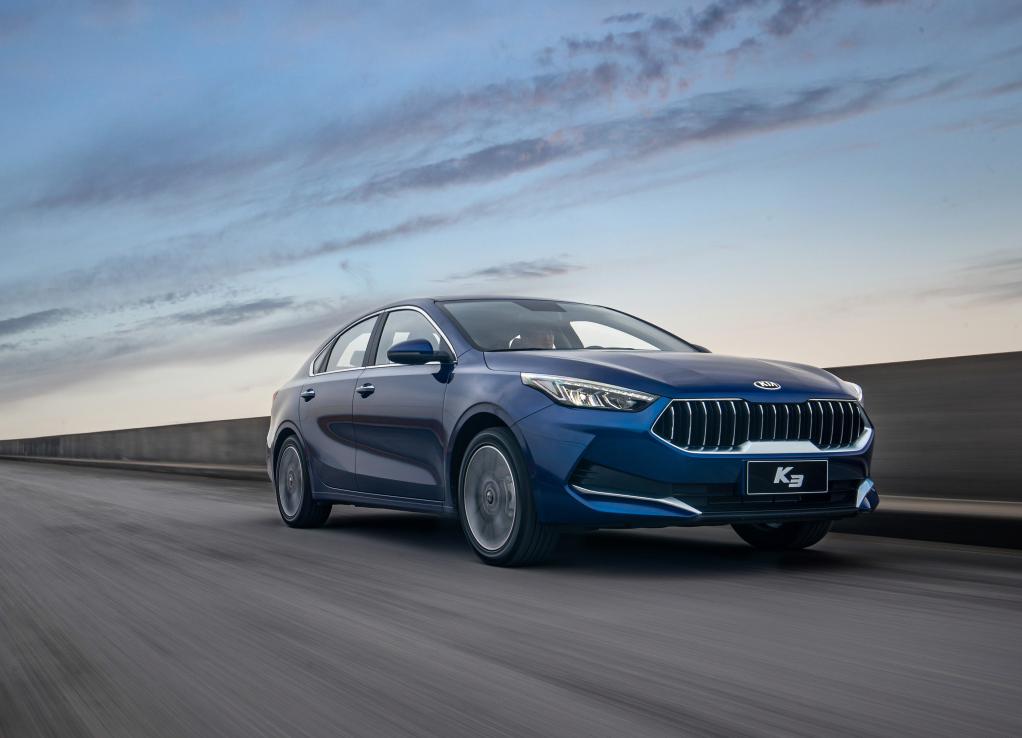 起亚k3新款cvt,全地形22555r17at轮胎