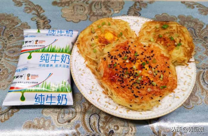 不用水不用油的鸡蛋饼做法,不加白糖做鸡蛋饼