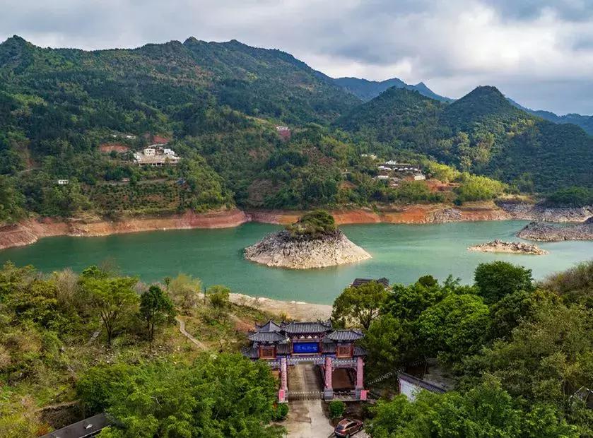 视觉震撼从高处看地球,超震撼从60万米高空看河北