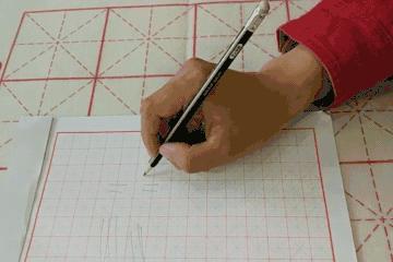 握笔写字正确姿势视频教程幼儿,握笔写字的正确方法和姿势