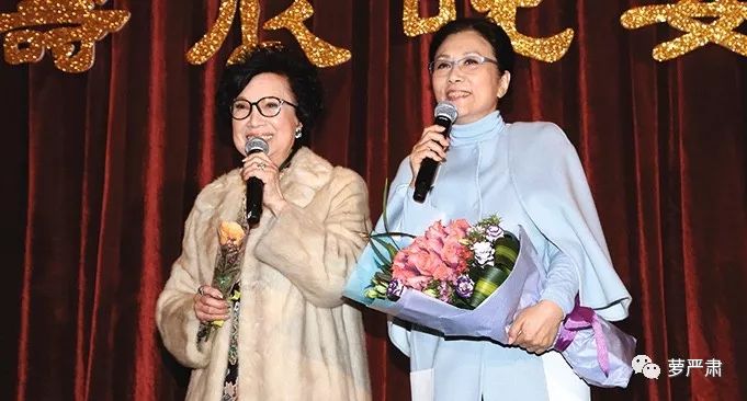 体面尊严,体面而有尊严地活着