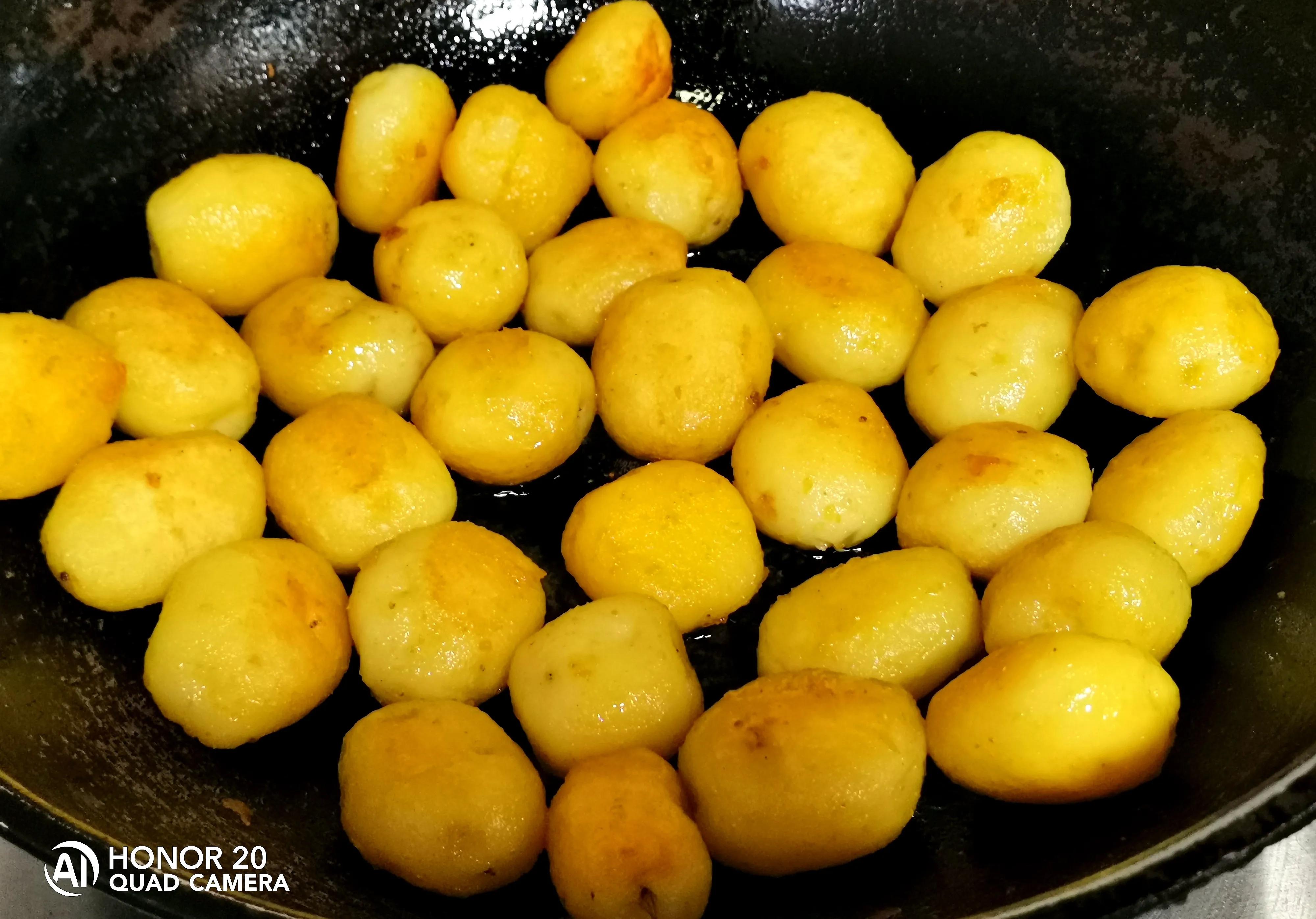 剩下来的炕土豆怎么做好吃,重庆炕土豆家常做法