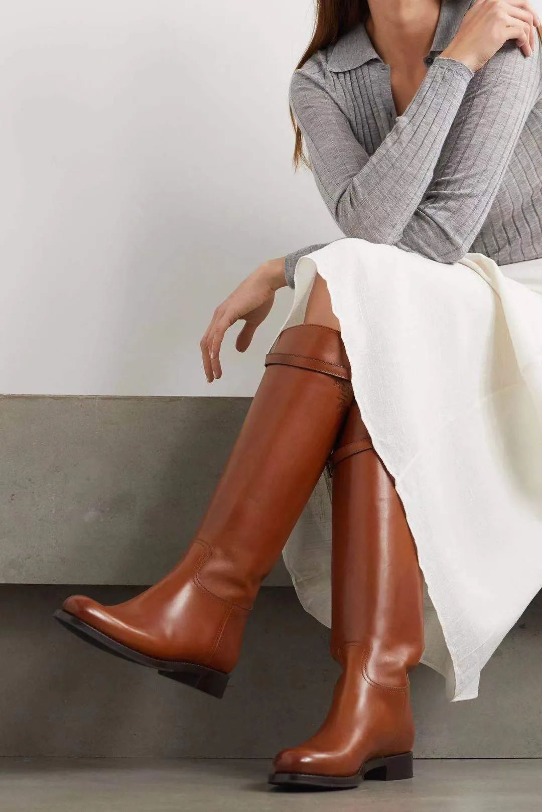 杨幂欧阳娜娜冬天穿搭,杨幂同款矮帮马丁靴