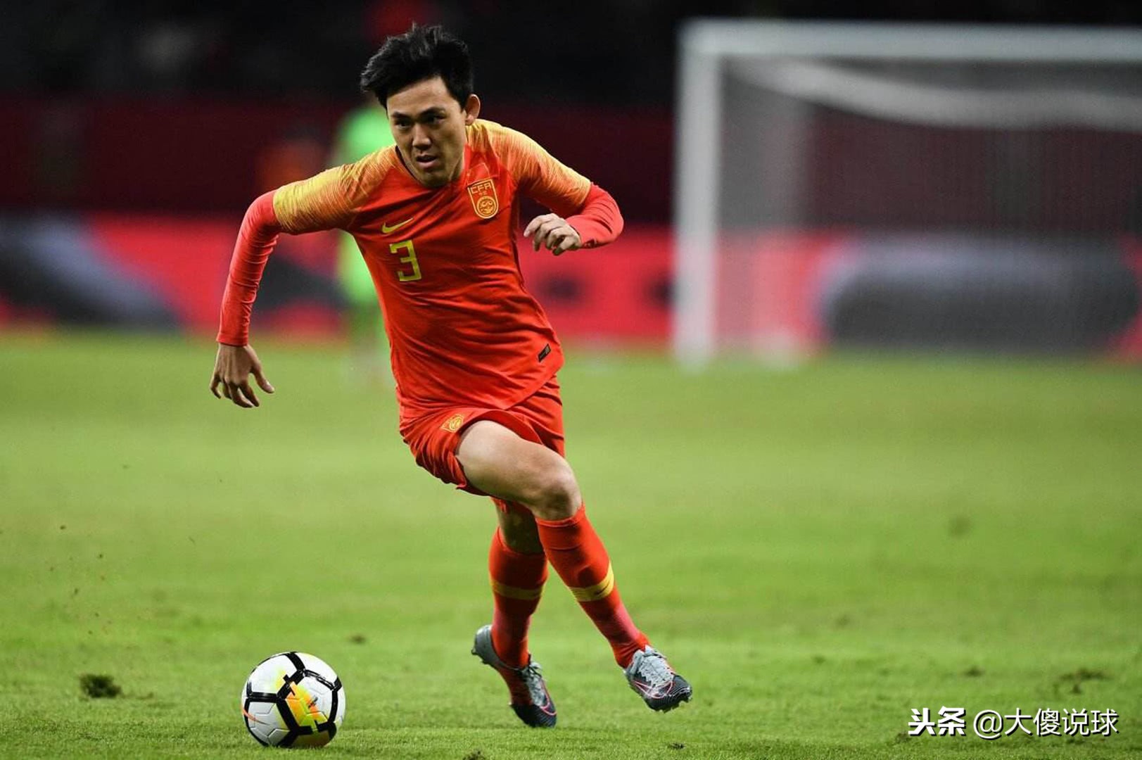 国足防守失败受伤,国足亚洲杯里皮