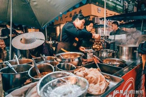 地摊卖什么最火新手摆地摊教学,新手怎样入门摆地摊卖什么最火