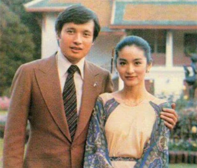 74岁香港老戏骨近照,所有老戏骨年轻照片