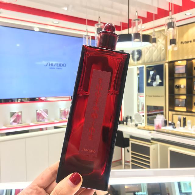 哪种化妆水补水保湿效果好,什么化妆水清爽