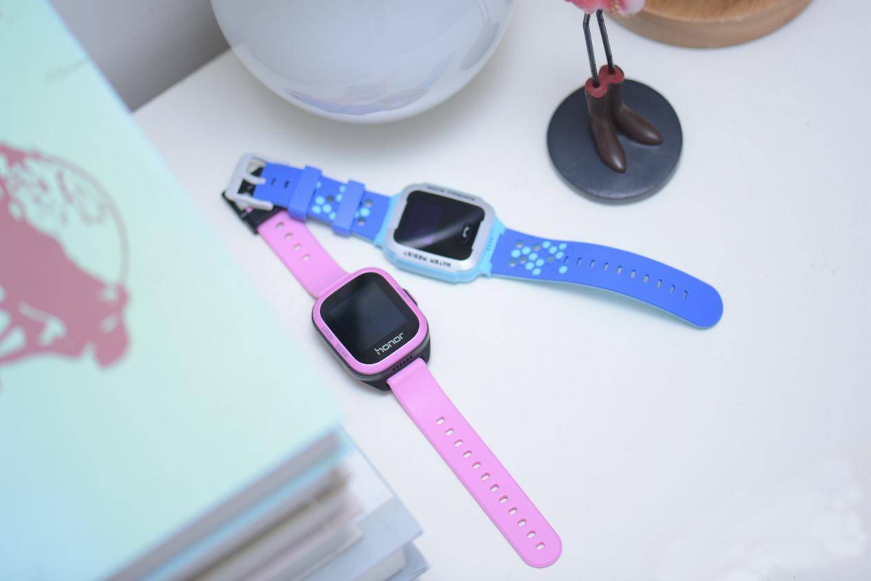 荣耀儿童手表2和小天才q2哪个好用,荣耀小k2儿童手表是全网通的吗